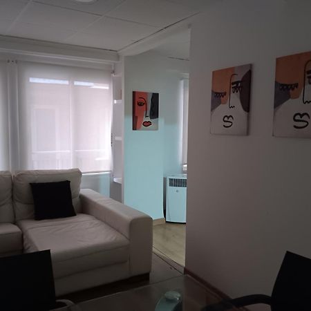 Apartamento Familiar Centro Historico Plaza Ayuntamiento "Ciutat Vella" บาเลนเซีย ภายนอก รูปภาพ