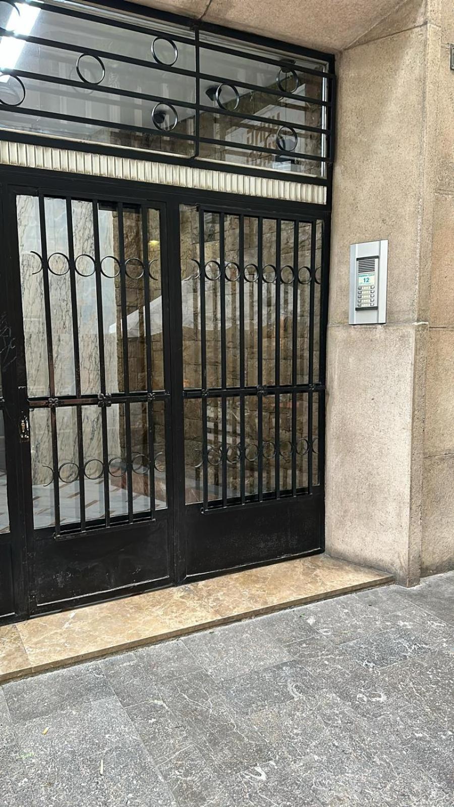 Apartamento Familiar Centro Historico Plaza Ayuntamiento "Ciutat Vella" บาเลนเซีย ภายนอก รูปภาพ